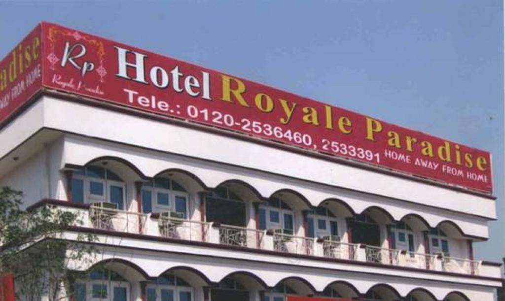 Hotel Royale Paradise Noida Luaran gambar